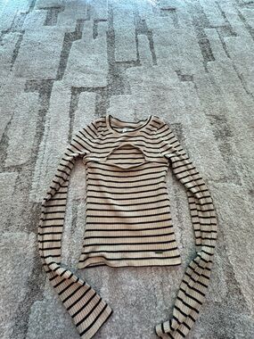 Hollister Long Sleeve Top